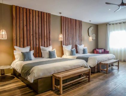 Nosy-Manga-twin-bedroom