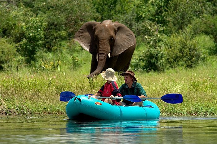 Canoeing on Zambezi River, Victoria Falls Tours & Excursions