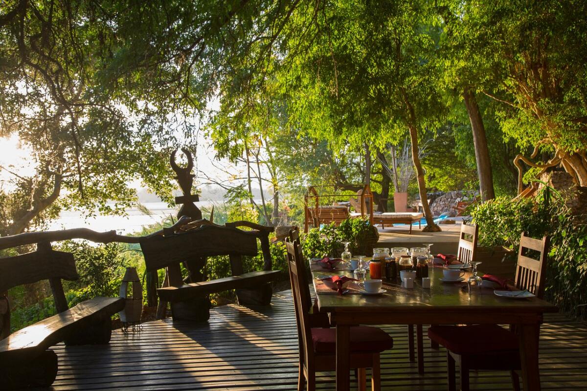 Cedarberg Travel | Mandrare River Camp