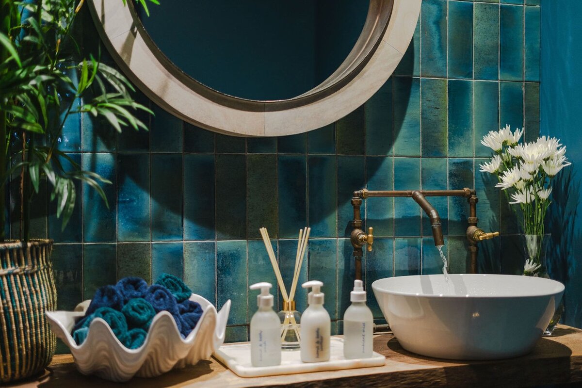 Cedarberg Travel | Last Word Long Beach