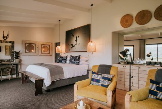 Deluxe Luxury Suites