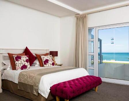 Ground Floor Superior Sea Facing