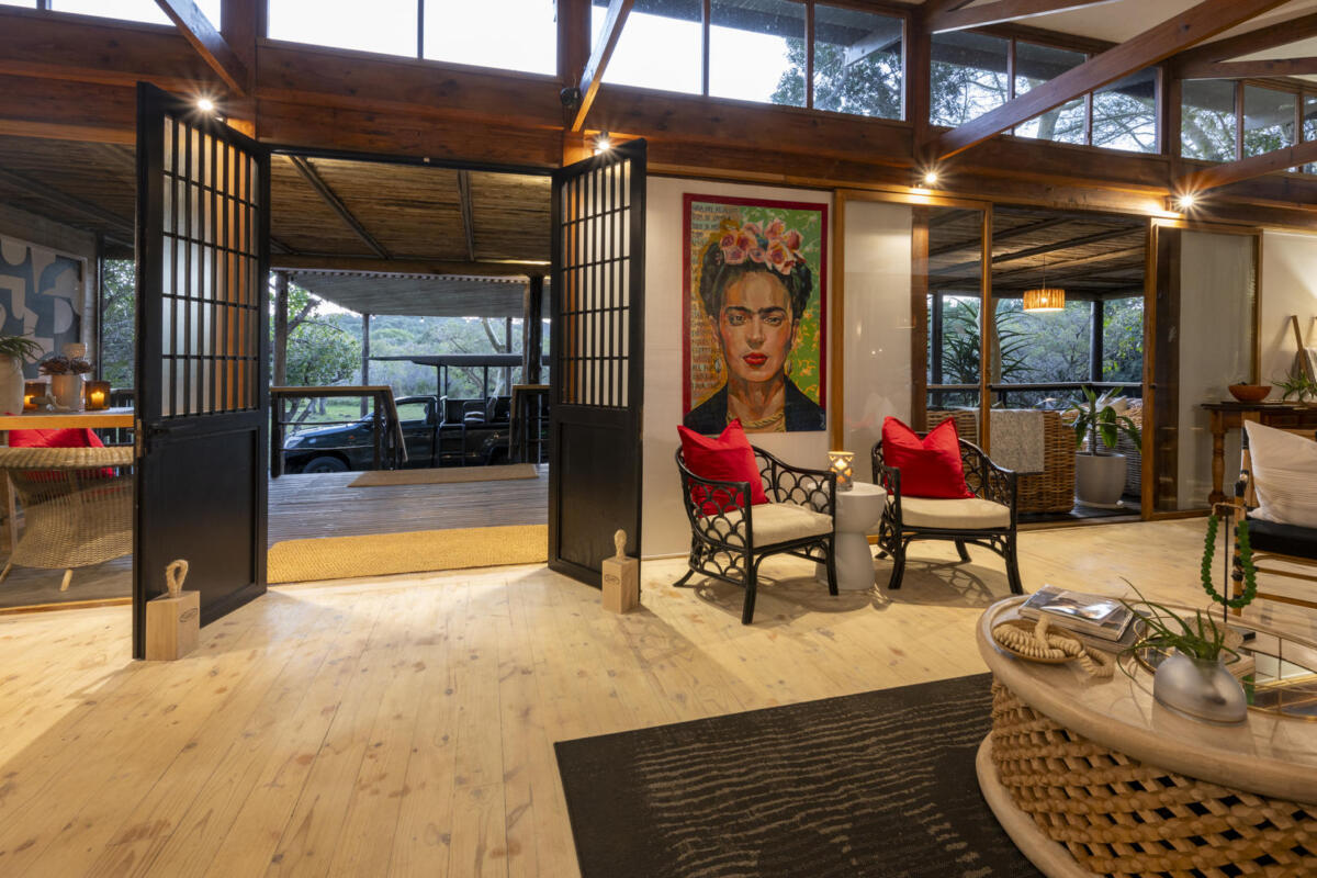 Cedarberg Travel | Makakatana Bay Lodge