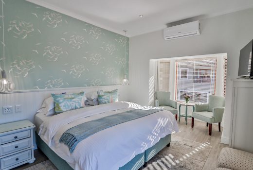 Luxury Sea & Mountain View Suite (room 3)