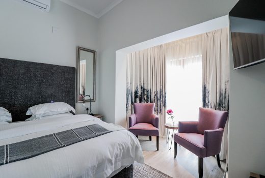 Standard Garden & Pool View room (room 4)