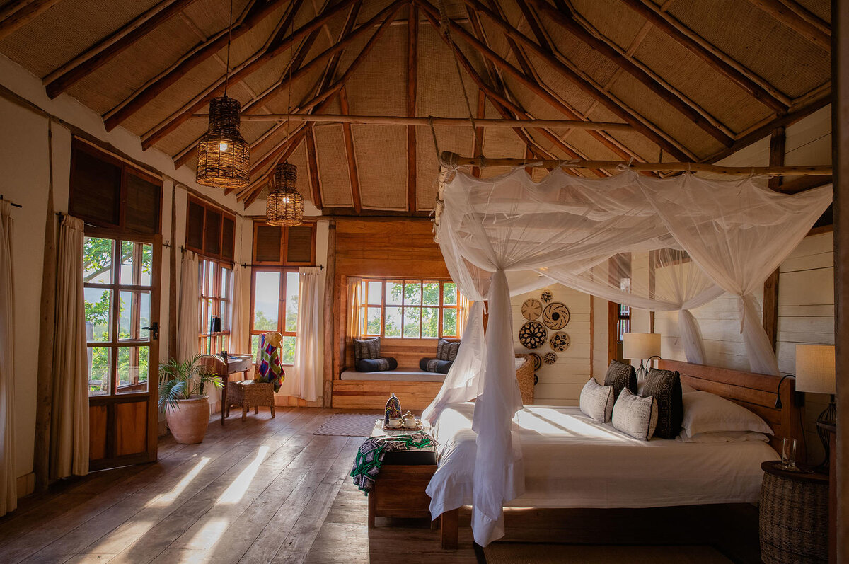 Cedarberg Travel | Kyambura Gorge Lodge