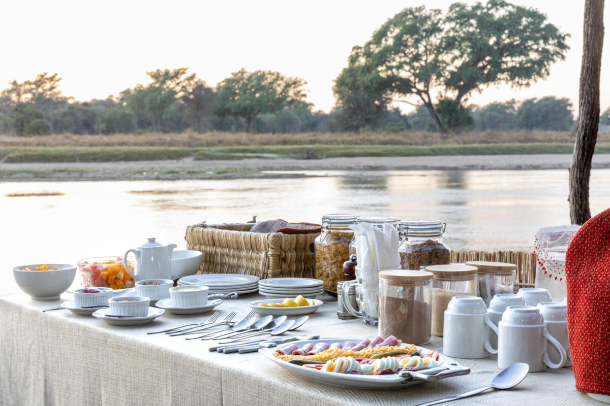 Cedarberg Travel | Mwaleshi Camp