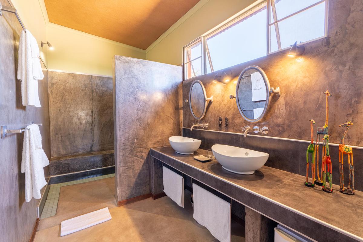 Cedarberg Travel | Okonjima Plains Camp