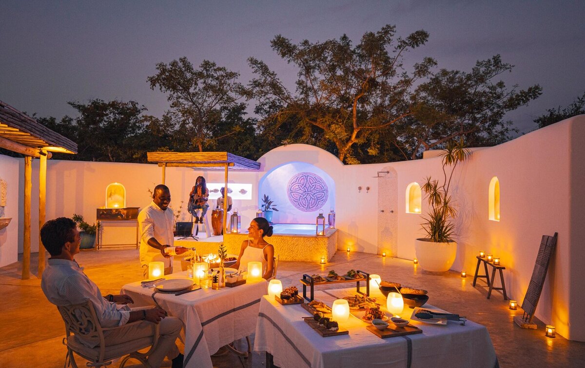 Cedarberg Travel | Santorini Mozambique