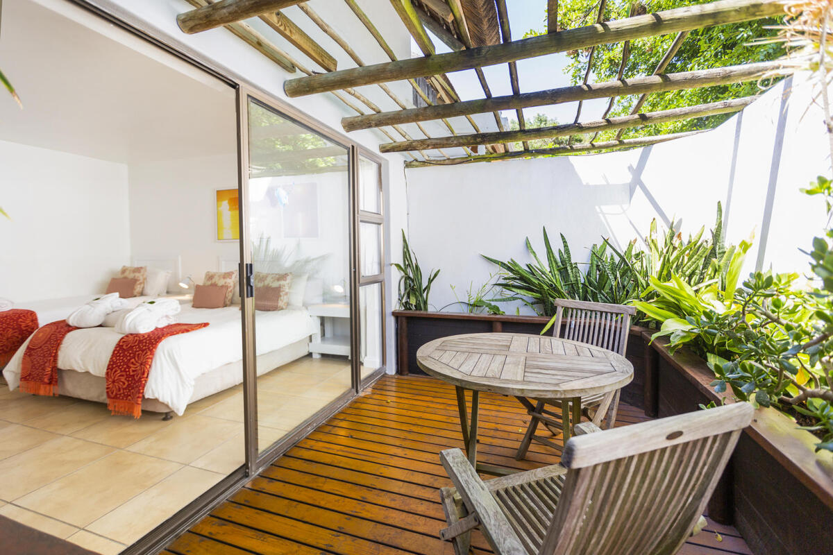 Cedarberg Travel | Sandals Guest House