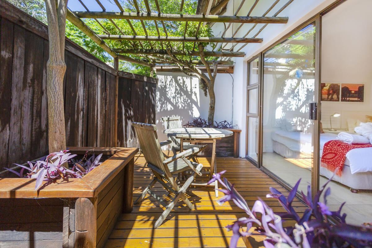 Cedarberg Travel | Sandals Guest House