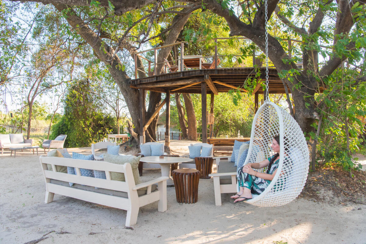 Cedarberg Travel | Sindabezi Island Lodge