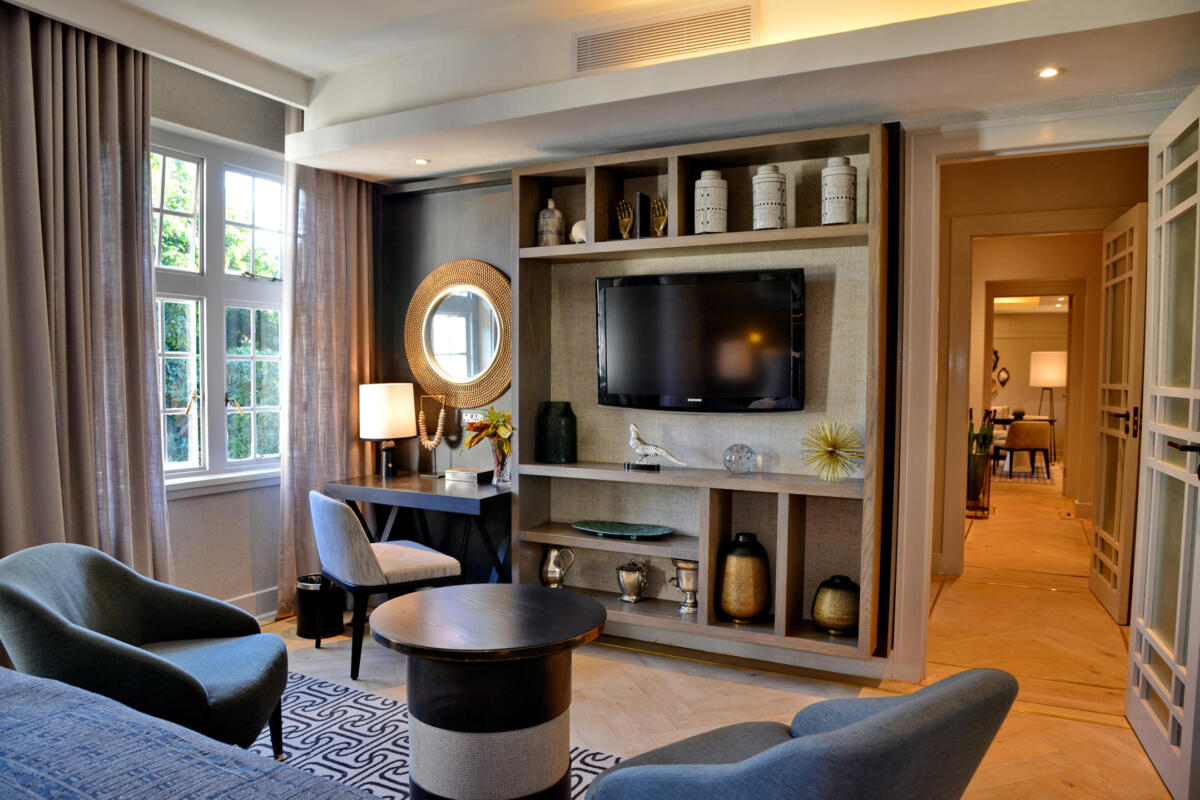 Cedarberg Travel | Victoria Falls Hotel