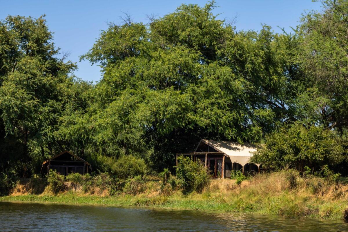 Cedarberg Travel | Chongwe River Camp
