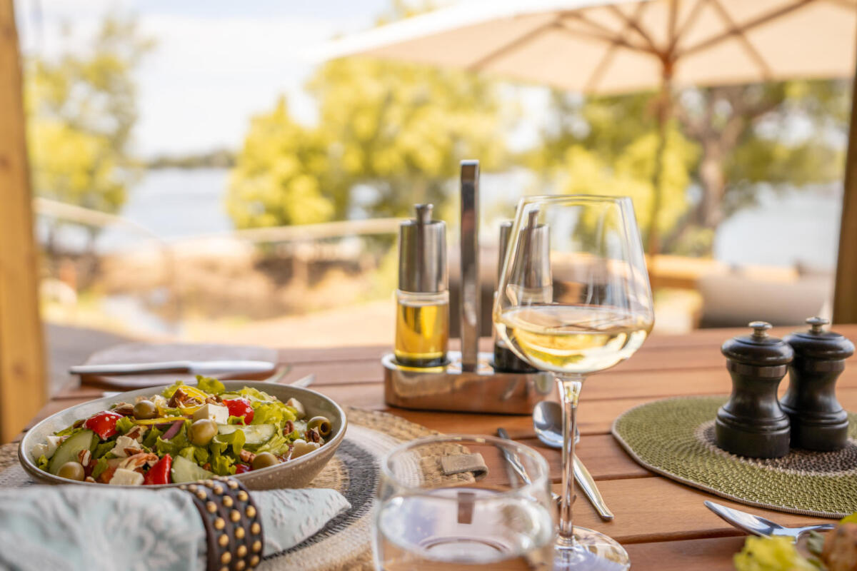 Cedarberg Travel | Toka Leya Camp