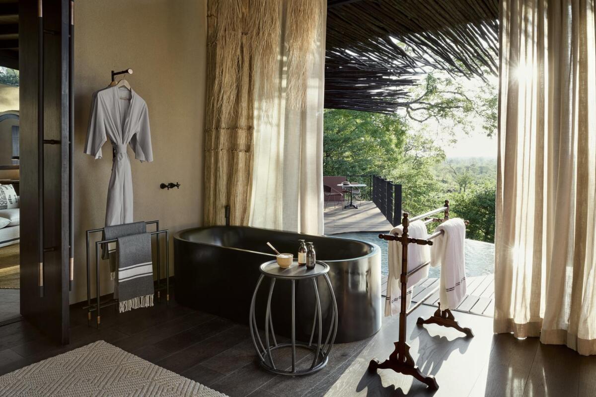 Cedarberg Travel | Chichele Presidential Lodge