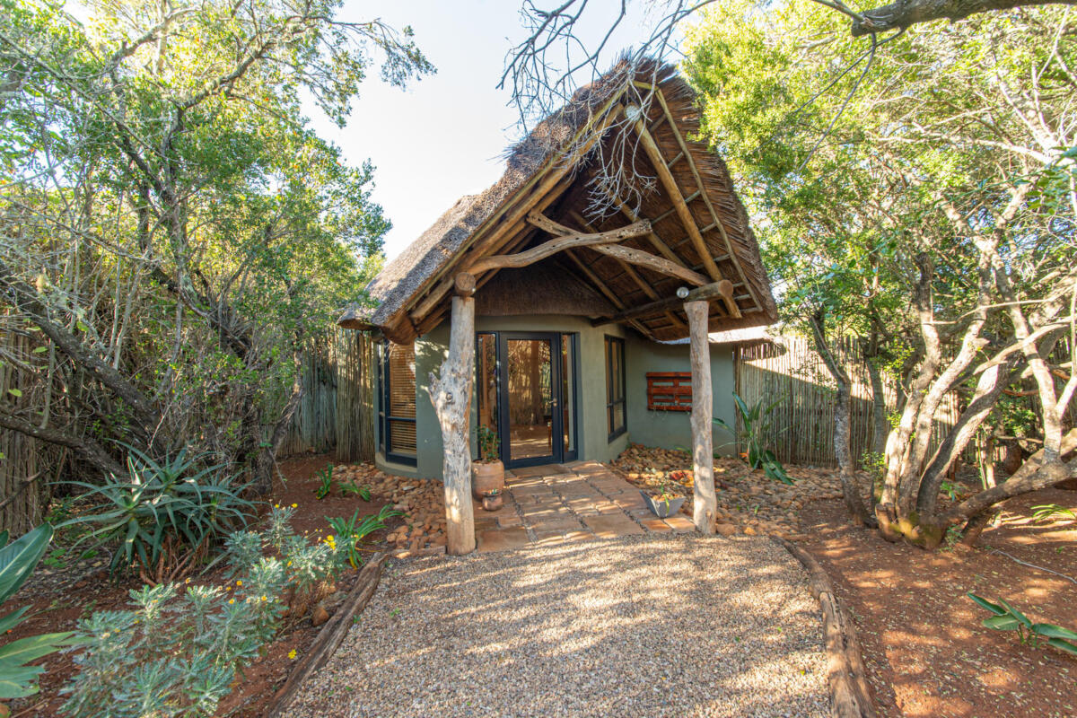 Cedarberg Travel | Pumba Water Lodge