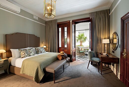 Luxury Balcony Suite