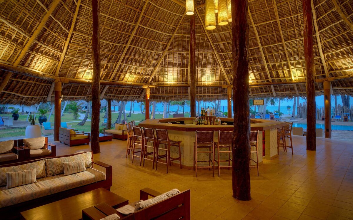 Cedarberg Travel | Bluebay Beach Resort & Spa