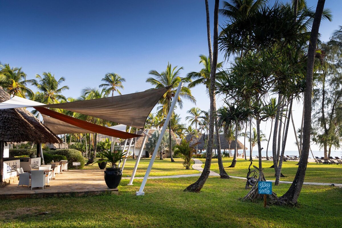 Cedarberg Travel | Bluebay Beach Resort & Spa