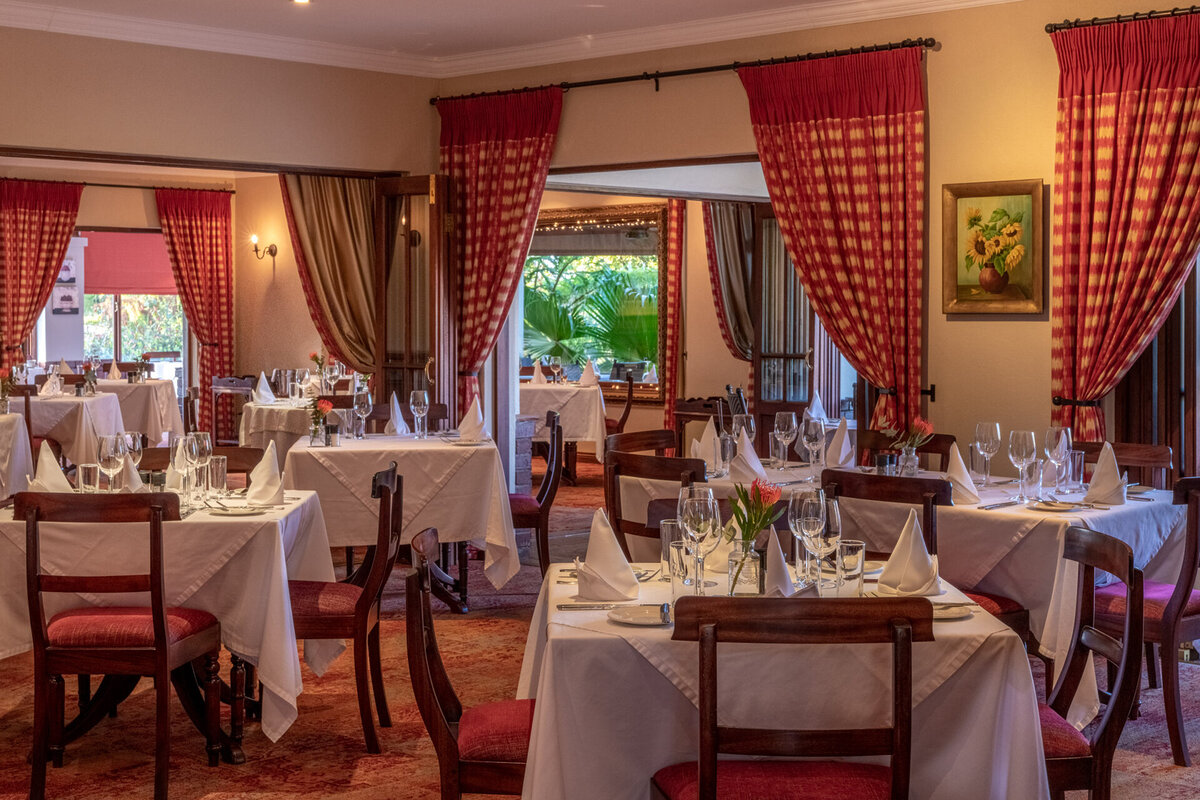Cedarberg Travel | Oliver's Hotel & Restaurant