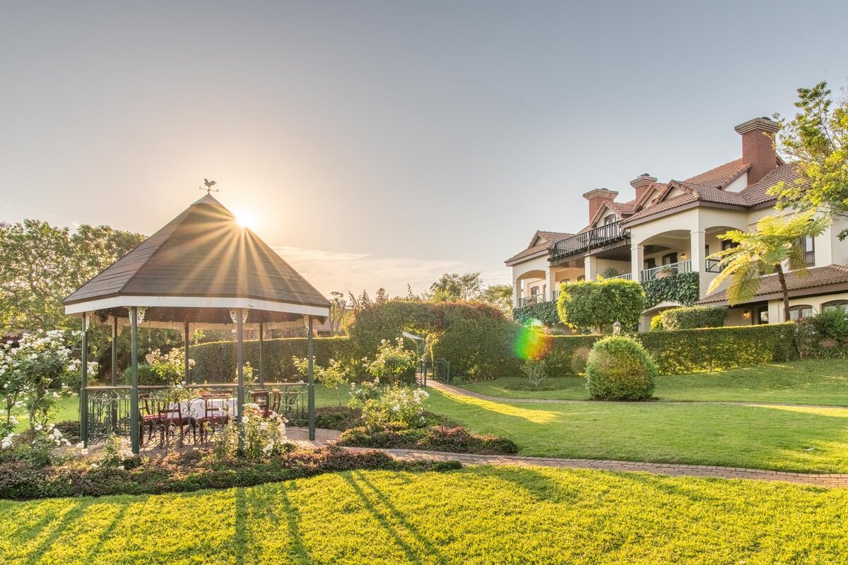 Cedarberg Travel | Oliver's Hotel & Restaurant