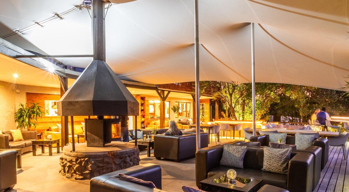 Cedarberg Travel | Hog Hollow Country Lodge