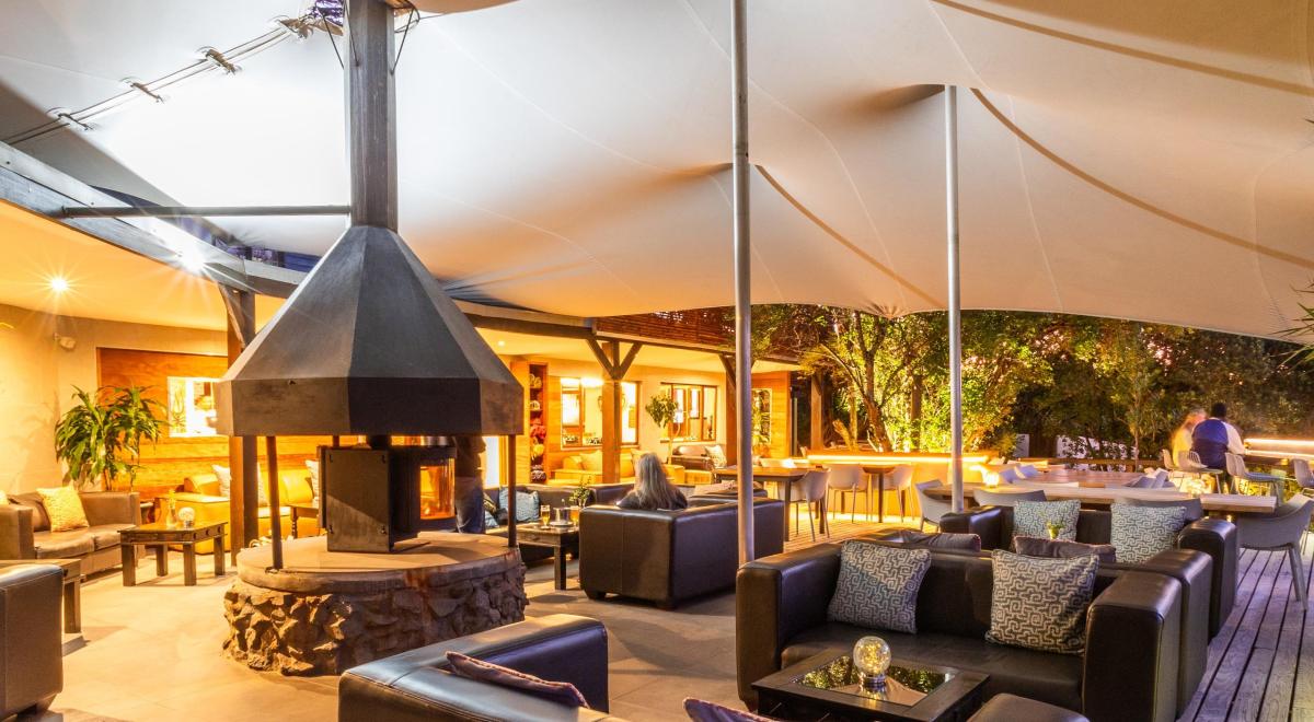 Cedarberg Travel | Hog Hollow Country Lodge