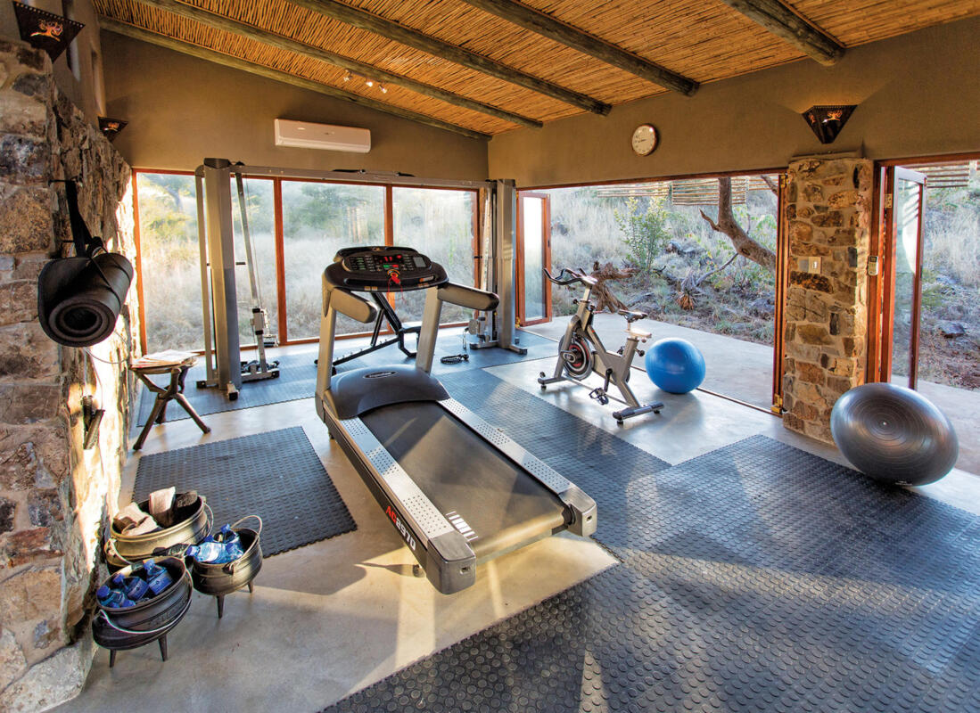 Cedarberg Travel | Tuningi Safari Lodge