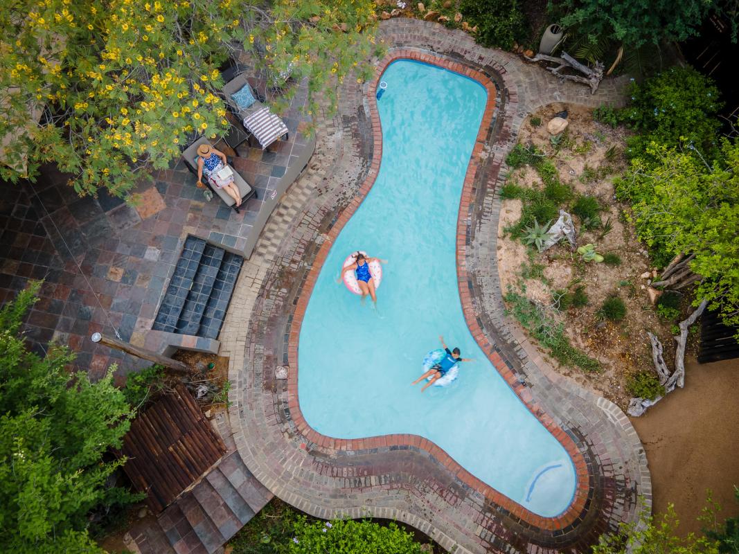 Cedarberg Travel | Kambaku Safari Lodge