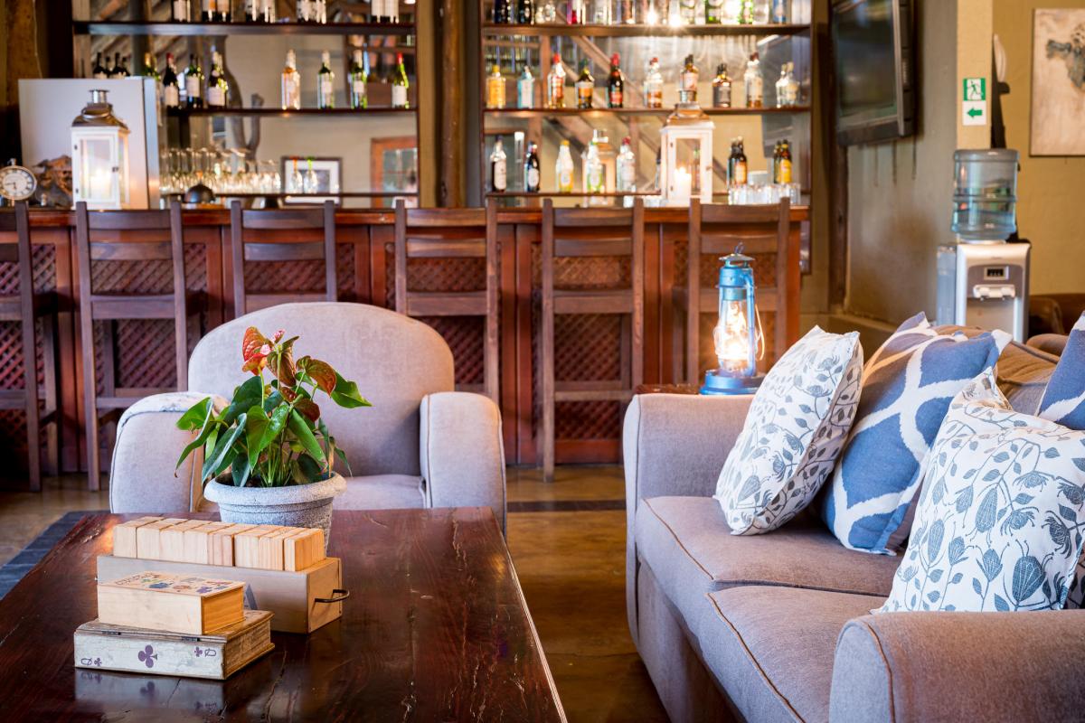 Cedarberg Travel | Kambaku Safari Lodge