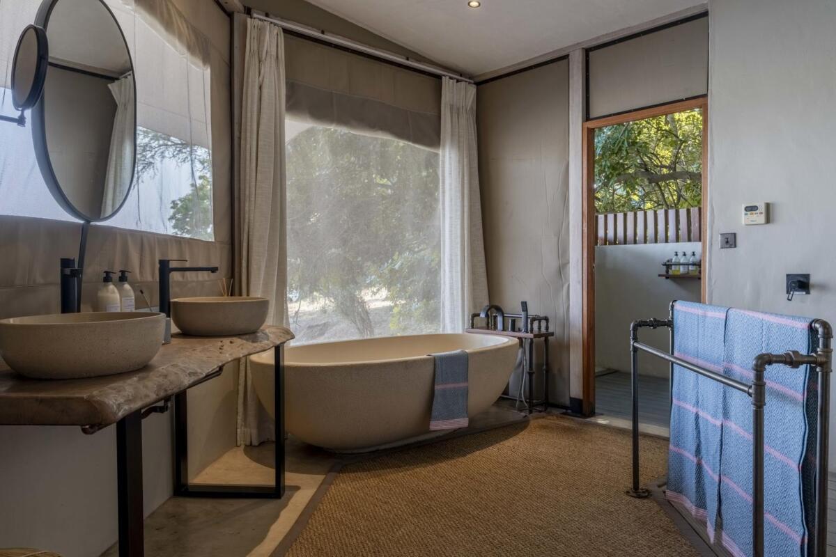 Cedarberg Travel | Sausage Tree Camp