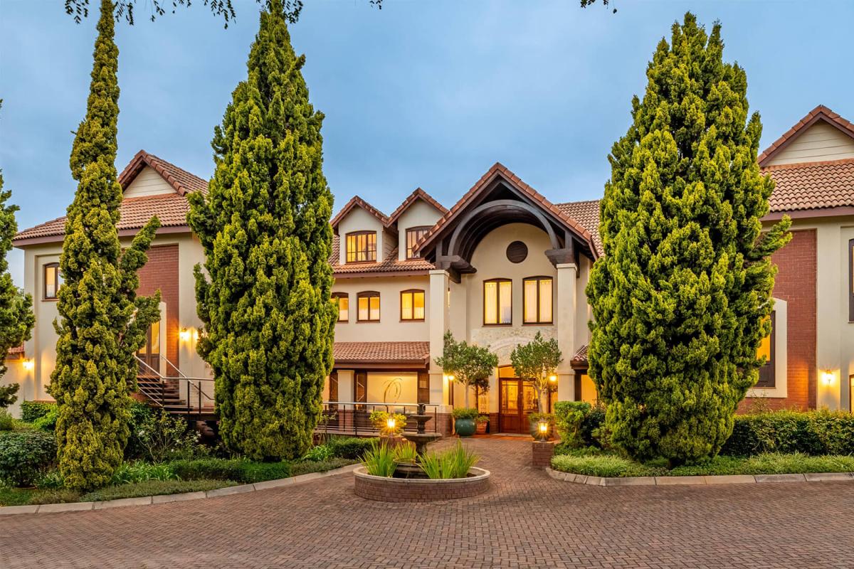 Cedarberg Travel | Oliver's Hotel & Restaurant