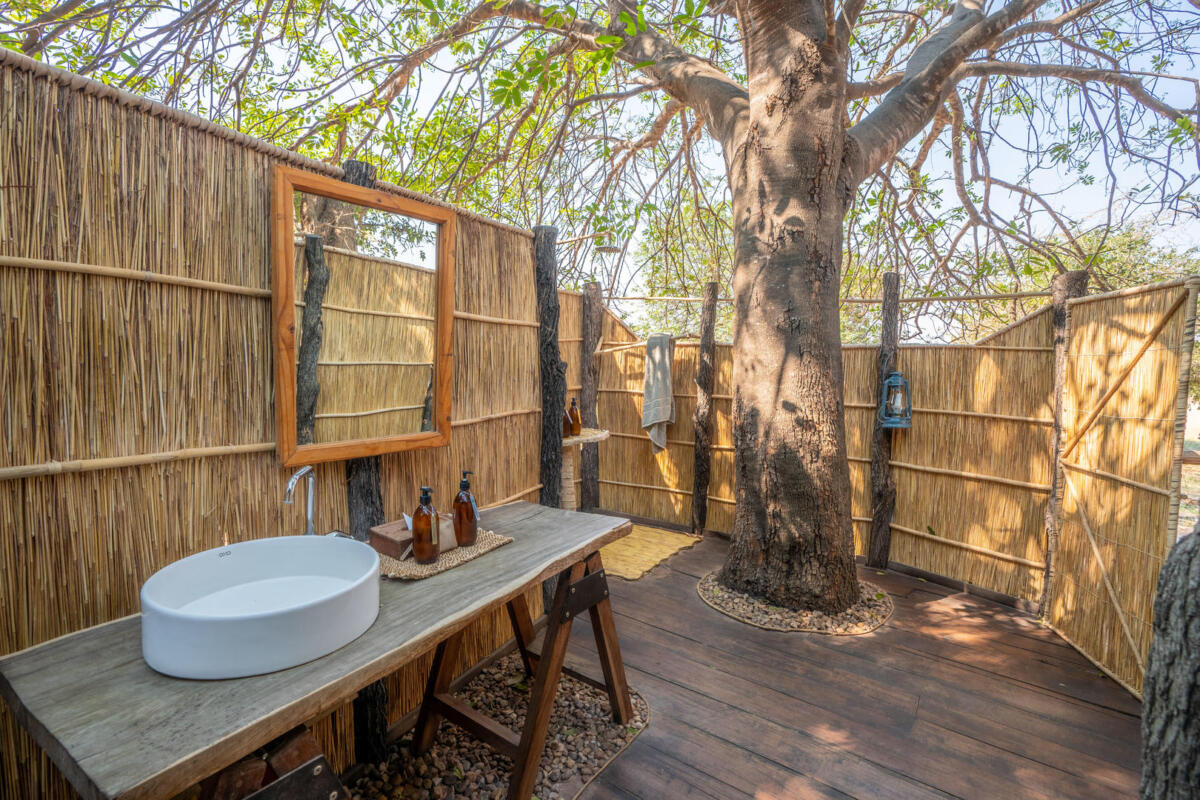 Cedarberg Travel | Nsolo Bush Camp