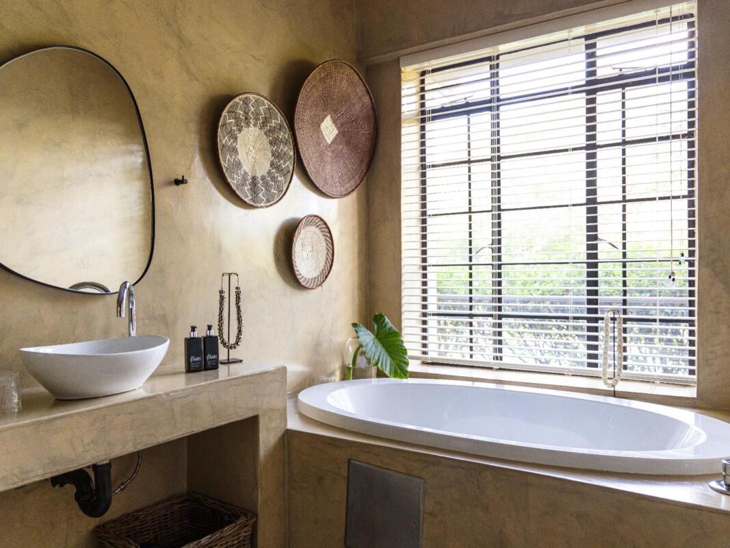 Cedarberg Travel | Kings Walden Garden Manor