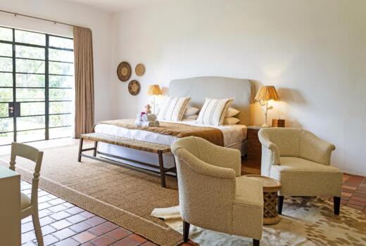 Executive Luxury Garden Room 2