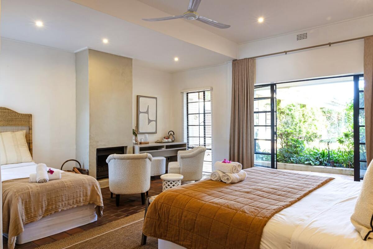 Cedarberg Travel | Kings Walden Garden Manor