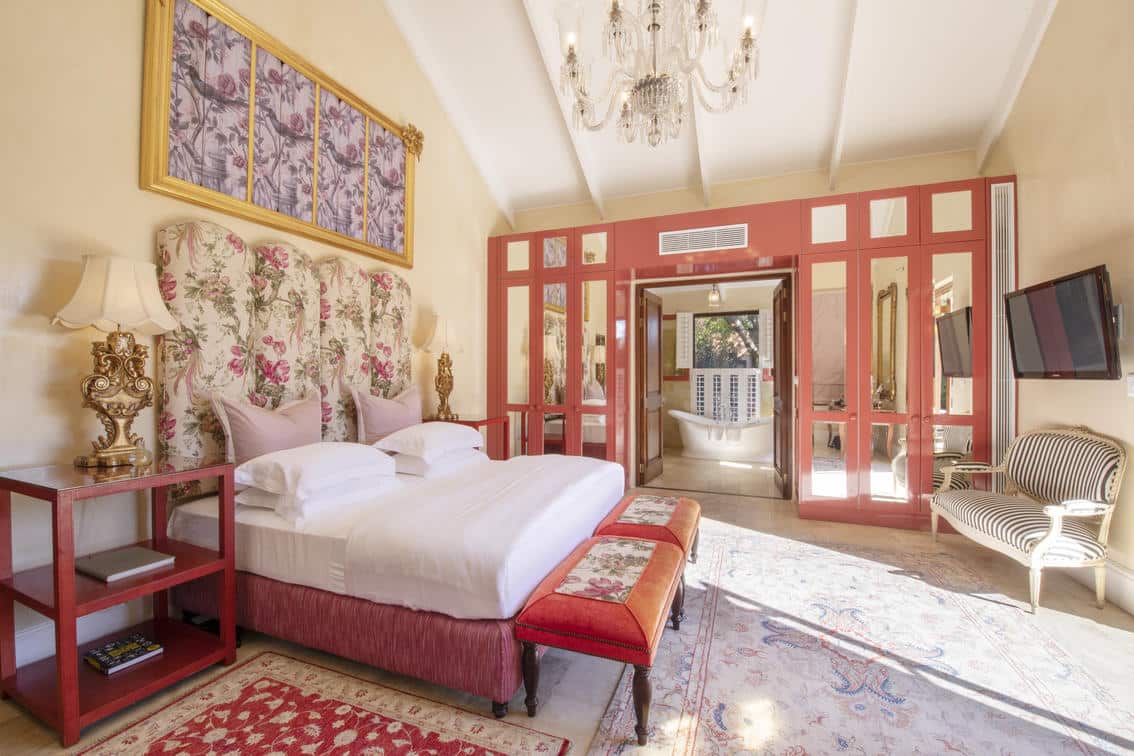 La Residence bedroom