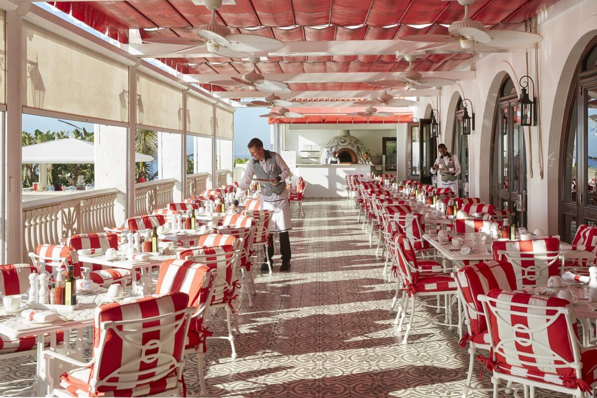 Cedarberg Travel | Oyster Box Hotel