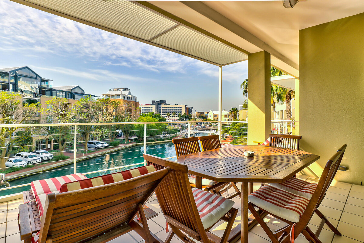 Cedarberg Travel | Waterfront Village