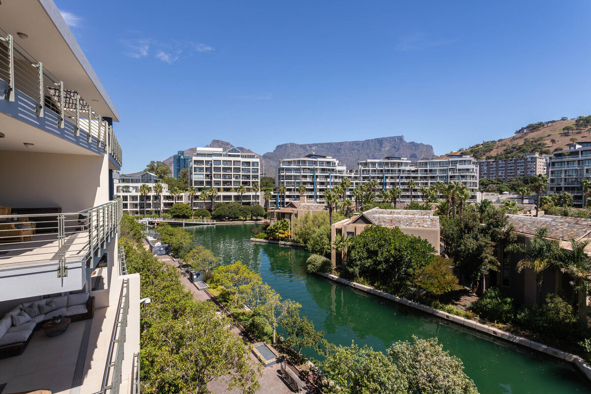 Cedarberg Travel | Waterfront Village