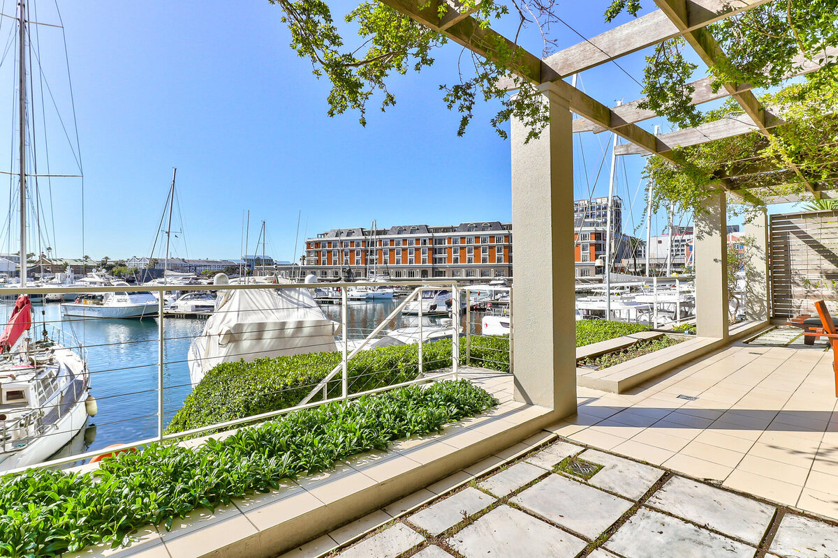 Cedarberg Travel | Waterfront Village