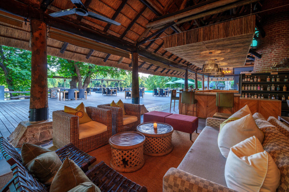 Cedarberg Travel | Mfuwe Lodge