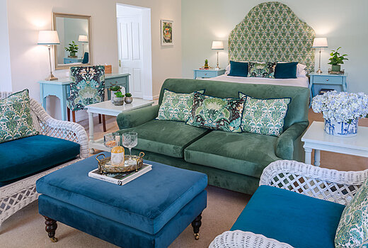 Superior Suites 