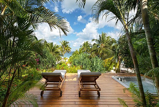 Ocean-Front Suite