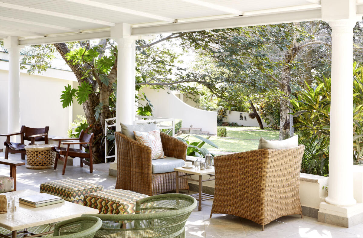 Cedarberg Travel | Batonka Guest Lodge, Victoria Falls