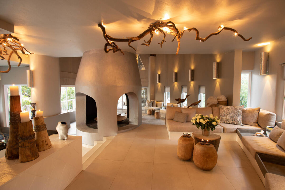 Cedarberg Travel | Clifftop Exclusive Safari Hideaway