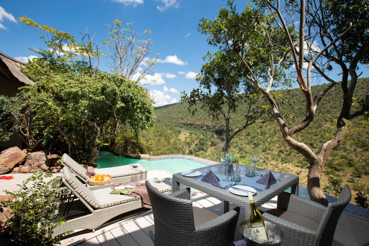 Cedarberg Travel | Clifftop Exclusive Safari Hideaway