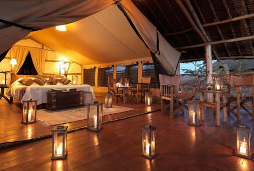 Deluxe Mountain-Facing Tents