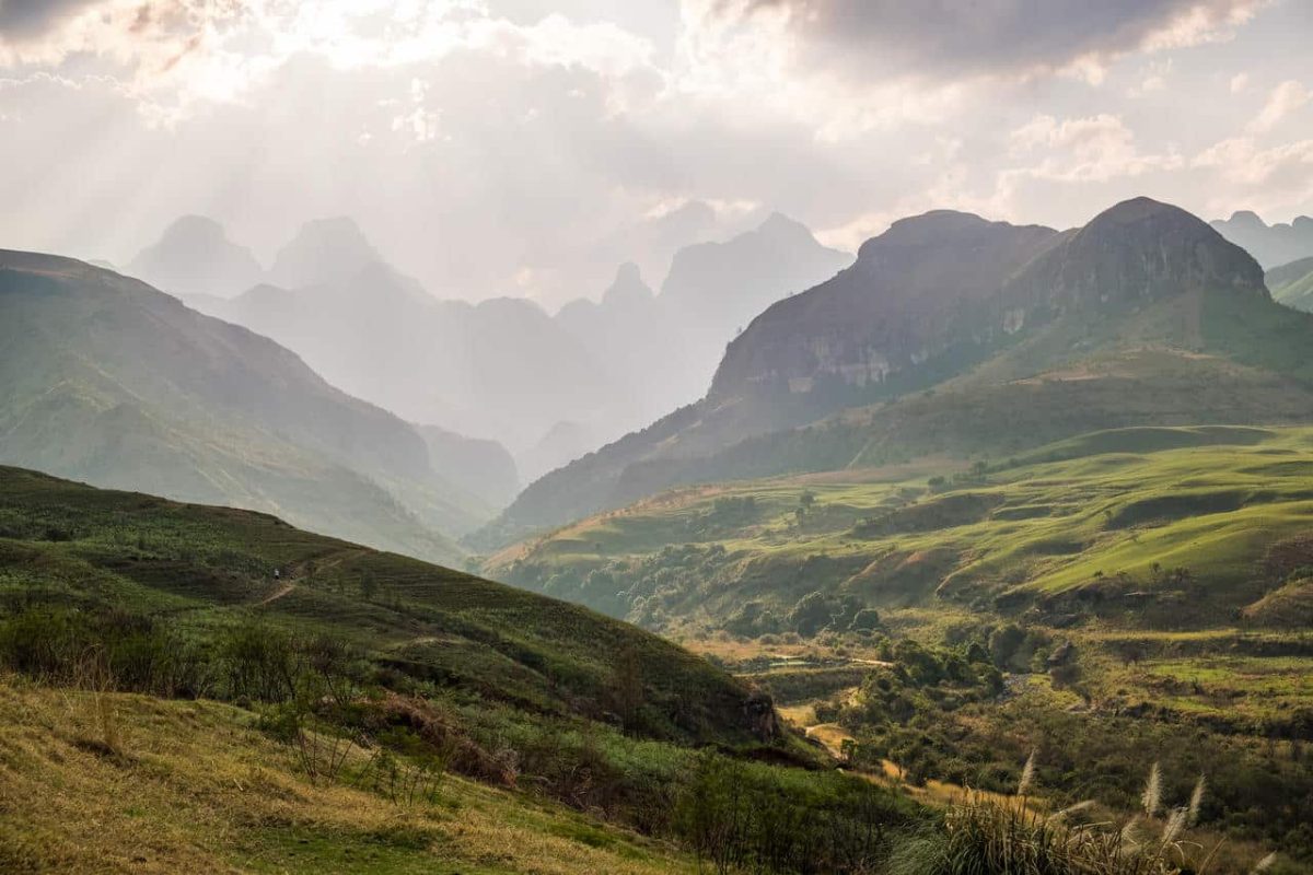 Cedarberg Travel | Cathedral Peak Hotel